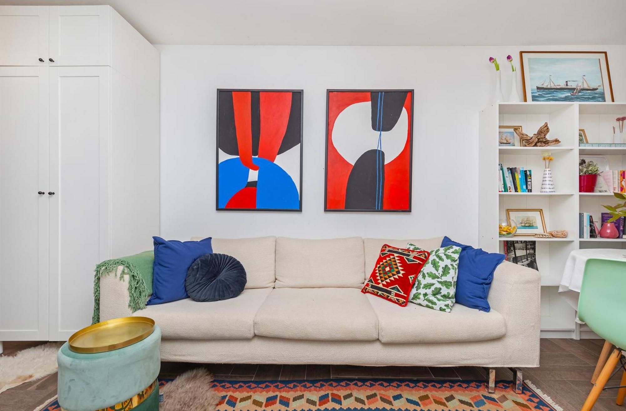 Apartman Art Gateway